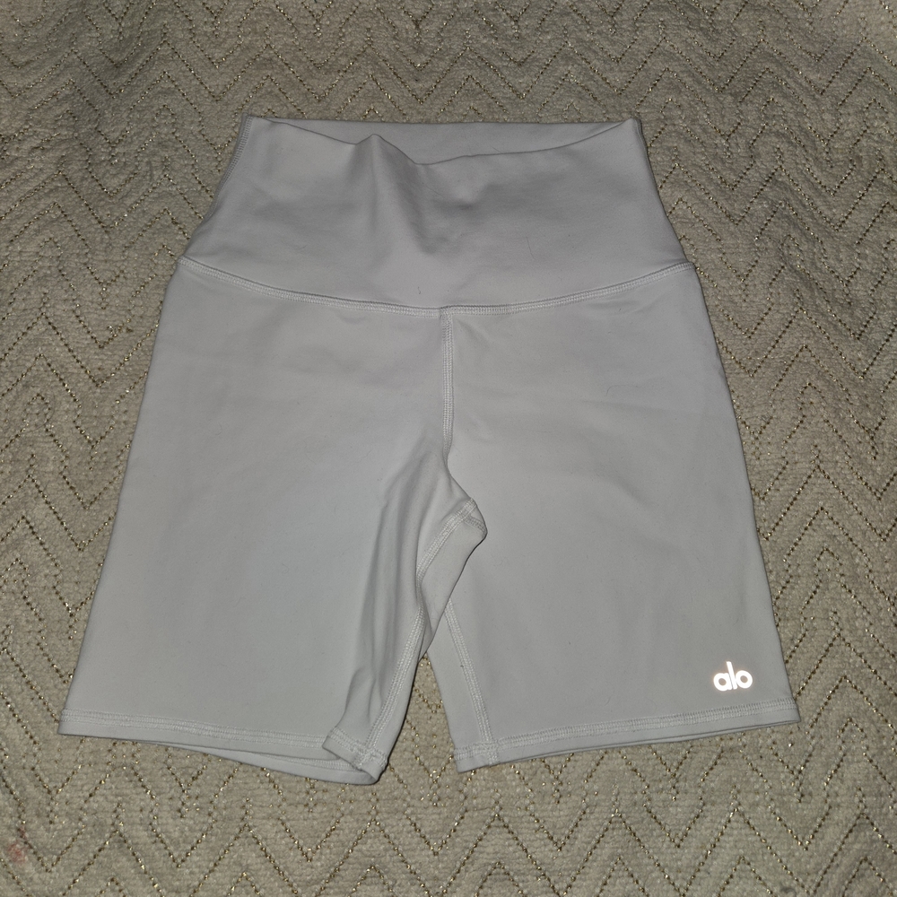 ALO Yoga High-Waist Bike Shorts in White